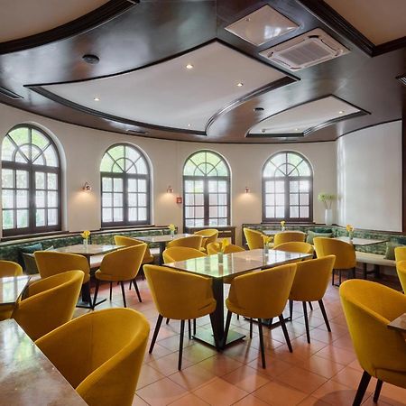 Leonardo Hotel & Residenz Muenchen Exterior foto Interior of the restaurant